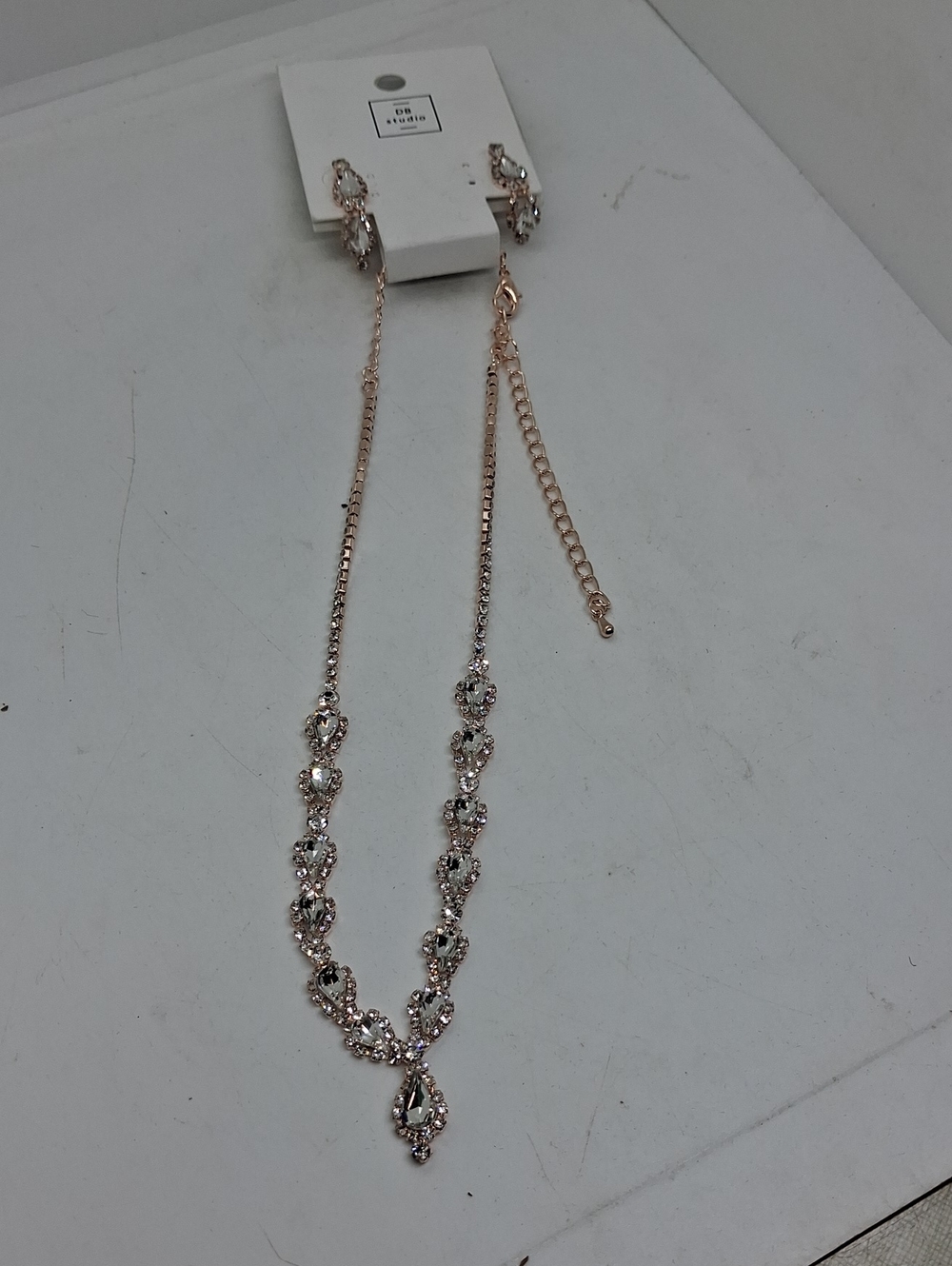 NWT DB Studio Elegant Rose Gold Crystal Necklace - Women Jewelry